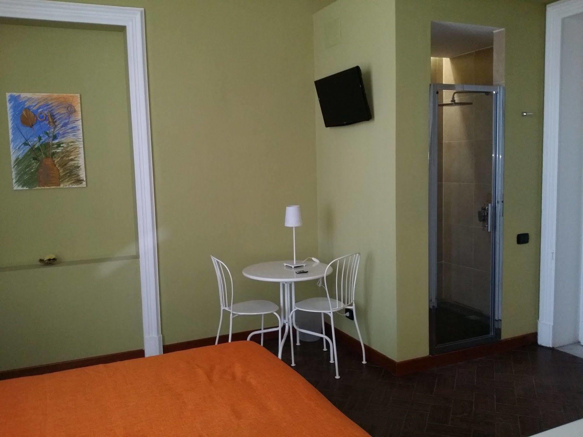 B&B Nel Cuore Di Aeroporto di Catania Fontana Rossa Esterno foto