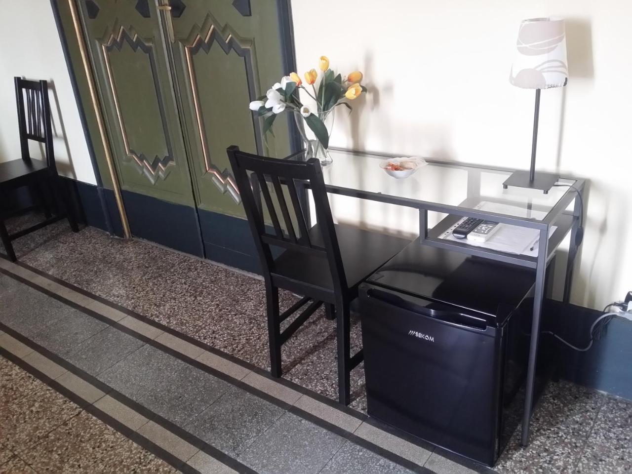 B&B Nel Cuore Di Aeroporto di Catania Fontana Rossa Esterno foto